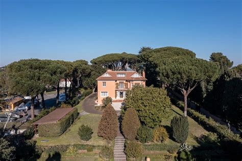 villa di gucci roma